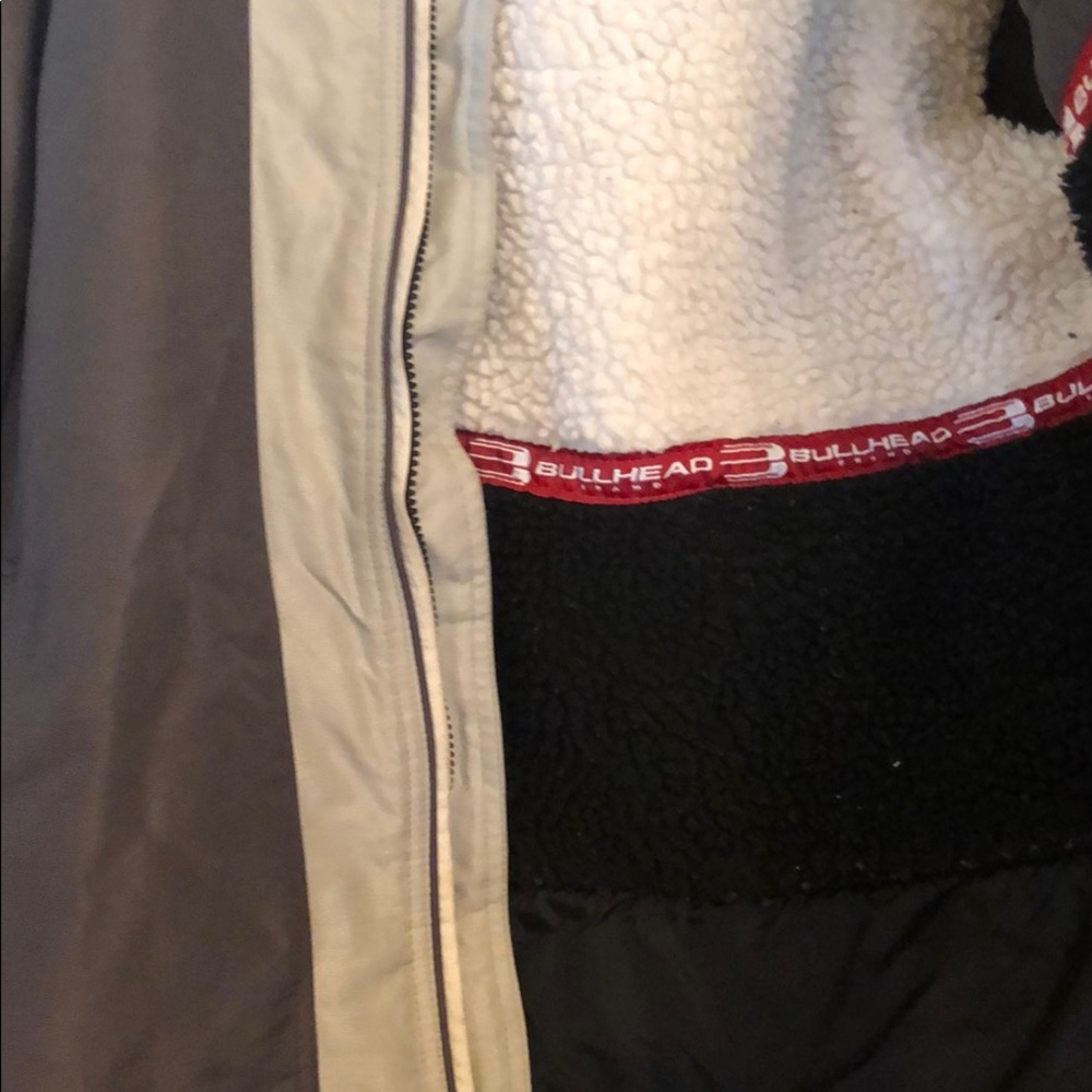 Bullhead jacket size medium - Picture 3 of 8